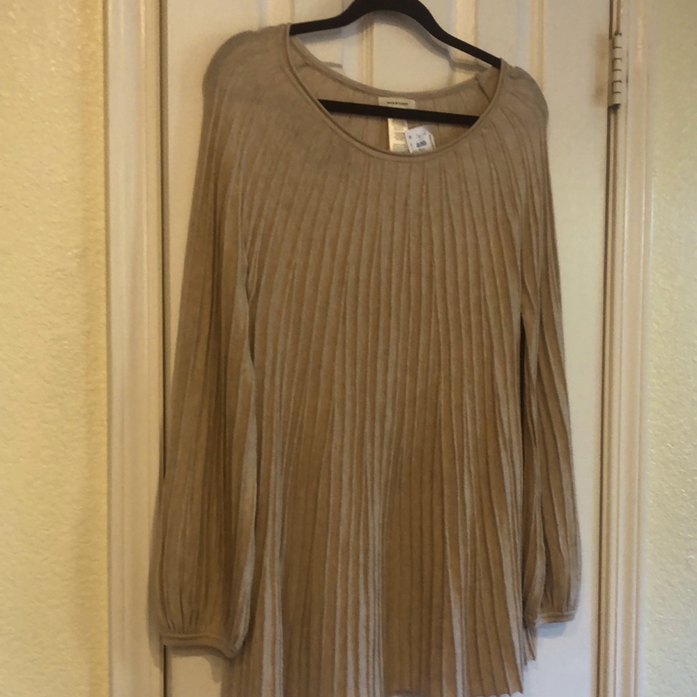 Max Studio Sweater
